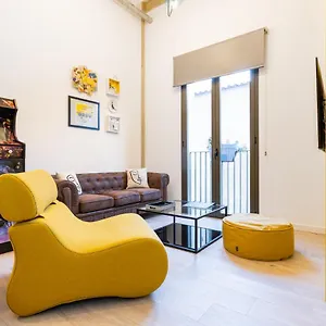 Apartment Urban Art Historic Center @mellow, Malaga